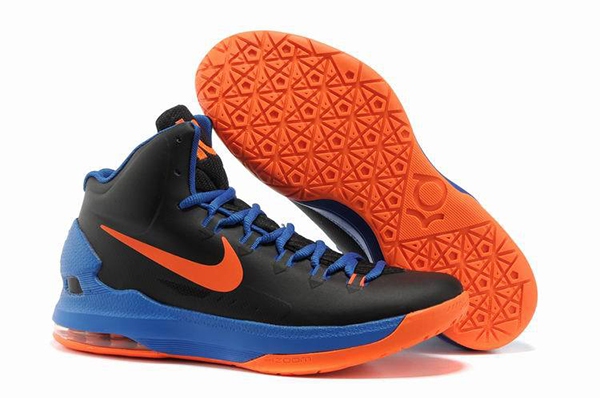 Sao bóng rổ Mỹ khoe siêu giày thế hệ mới của Nike 2