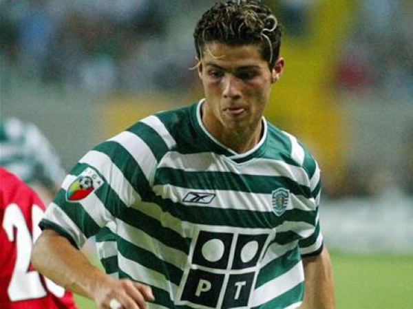 Nhìn lại “lịch sử” mái tóc điệu đà của Ronaldo 5