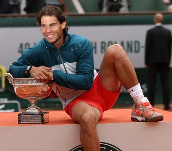 Nadal vô địch "nhờ" được diễn viên phim người lớn cổ vũ 4