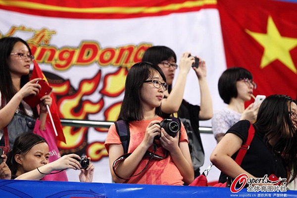 Dàn hoạt náo viên nóng bỏng của tuyển bóng rổ Trung Quốc 14