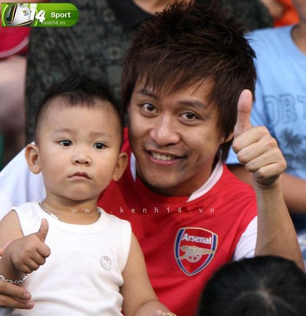 Những gia đình hạnh phúc trong giới cầu thủ Việt 32
