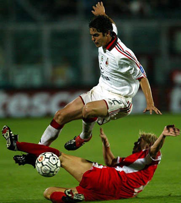 Chùm ảnh: "Thiên thần" Kaka và 10 năm tình yêu với AC Milan 2
