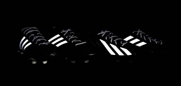 Adidas cho ra mắt bộ sưu tập gi&agrave;y phản quang v&ocirc; c&ugrave;ng ấn tượng 1