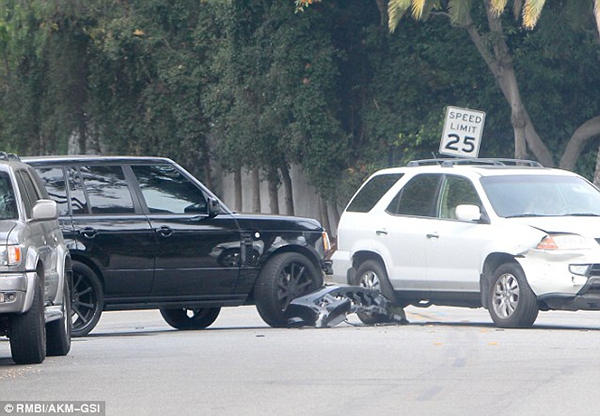 David Beckham gặp tai nạn ô tô tại Los Angeles 1