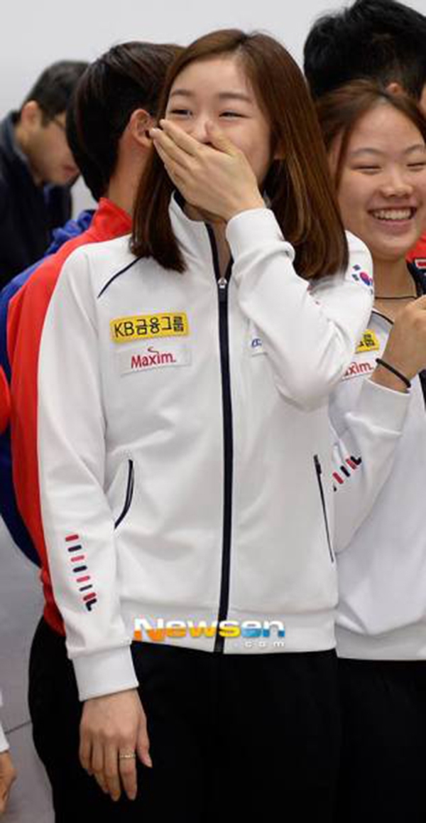 Nữ hoàng trượt băng Hàn Quốc Kim Yuna "xấu" bất ngờ vì không trang điểm 11