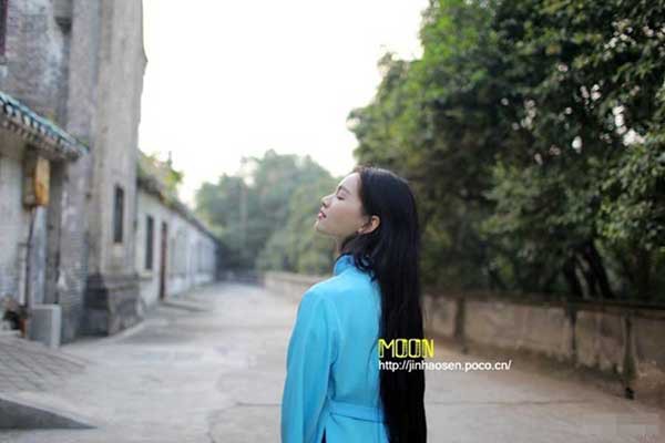&ldquo;Hot girl b&oacute;ng rổ&rdquo; Trung Quốc đẹp dịu d&agrave;ng trong trang phục truyền thống 5