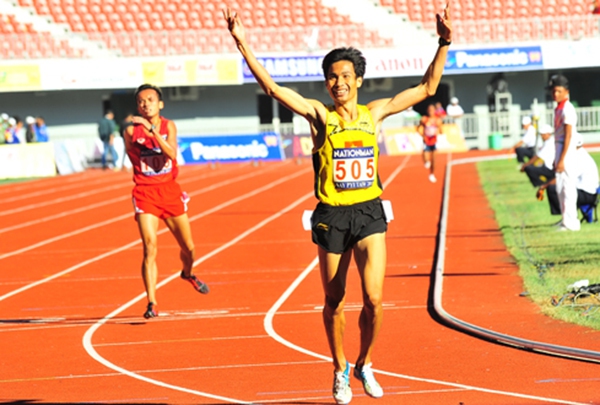 Bản tin SEA Games 27 ngày 17/12: Điền kinh có vàng 1