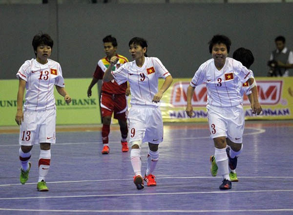 Bản tin SEA Games ngày 12/12: Tuyển Futsal nữ tiếp tục giành chiến thắng 1