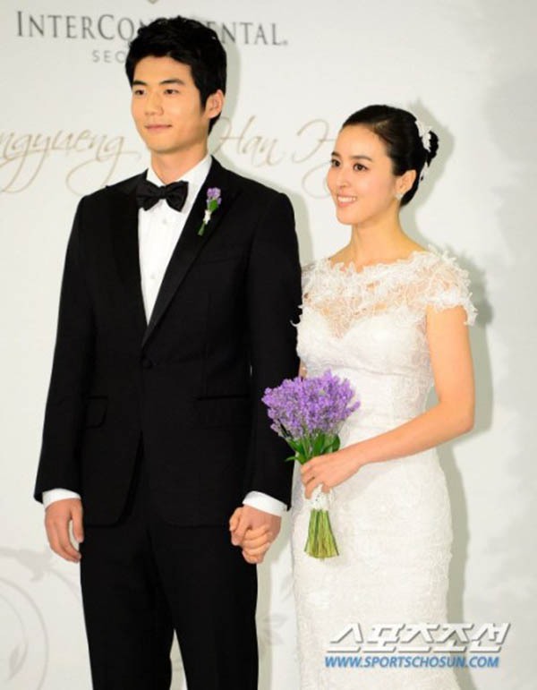 “Rooney châu Á” khoe ảnh cưới chụp cùng nữ diễn viên xinh đẹp Han Hye Jin 8