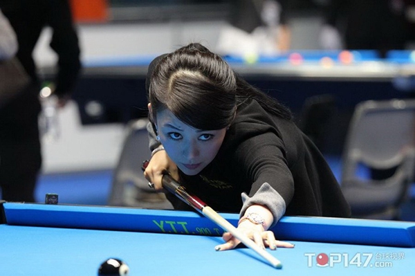 "Mỹ nữ không tuổi" làng billiards Phan Hiểu Đình chu môi, phồng má như "xì tin" 11