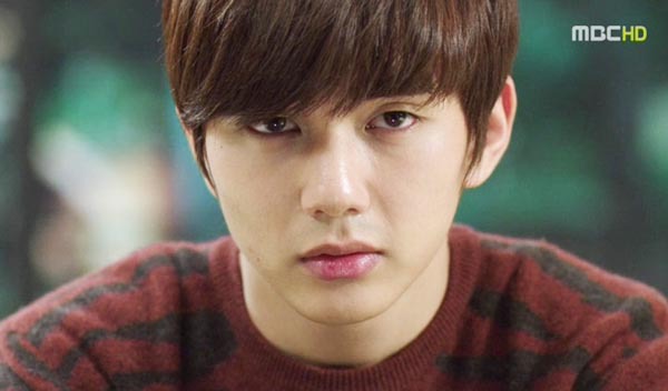 Harry (Seung Ho) quyết không "nhả" Soo Yeon (Eun Hye) 1