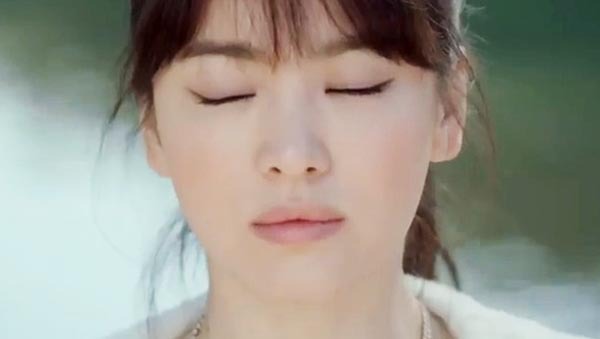 “Cô gái mù” Song Hye Kyo trầm mình tự vẫn 11