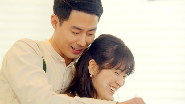 Song Hye Kyo trao "anh trai hờ" nụ hôn tuyết rơi 8