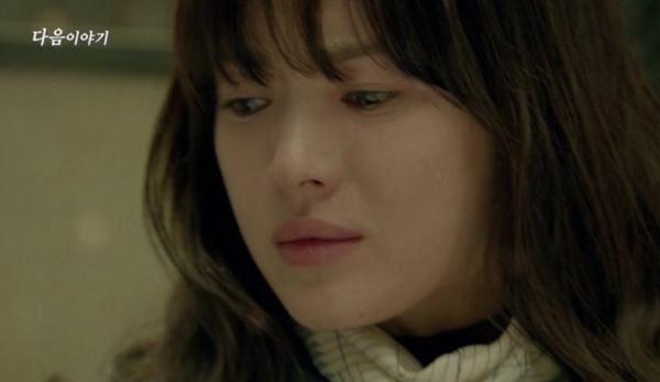 Song Hye Kyo khóc ngất trong vòng tay "anh trai hờ" 5