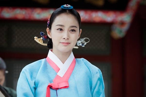 Jang Ok Jung (Kim Tae Hee) ngầm tuyên chiến với tình địch 1