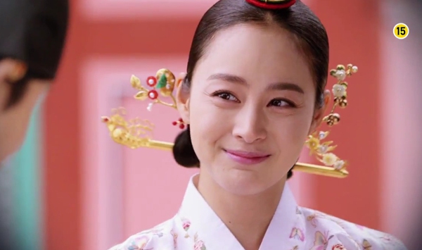 "T&igrave;nh địch" khoe ảnh tắm, cạnh tranh với Kim Tae Hee 3