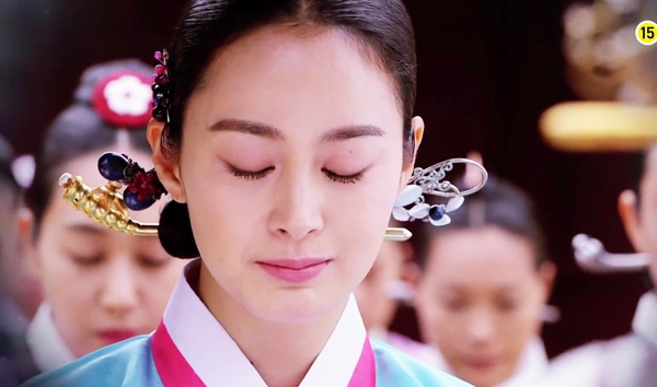 Jang Ok Jung (Kim Tae Hee) ngầm tuyên chiến với tình địch 2