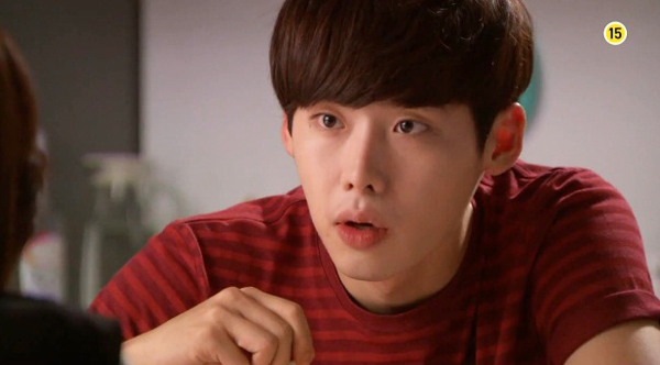 Park Soo Ha (Lee Jong Suk) "giấu nhẹm" chuyện khôi phục ký ức 1