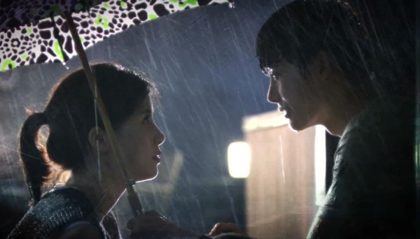 Soo Ha (Lee Jong Suk) lặng lẽ chờ người đẹp dưới mưa 7