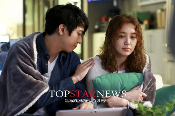 Yoon Eun Hye cùng Jung Yong Hwa sẻ chia chăn ấm 1