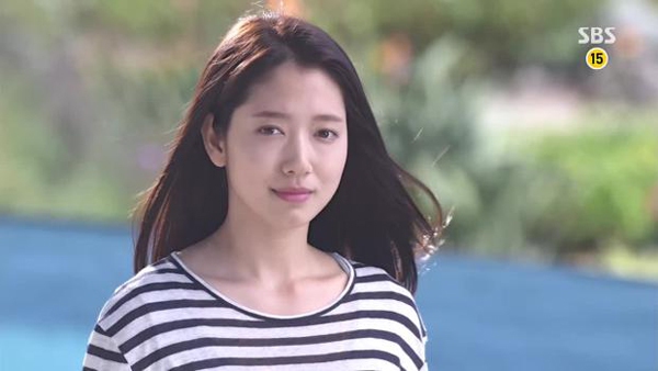 “Người thừa kế” Lee Min Ho chính thức tỏ tình với người đẹp 1
