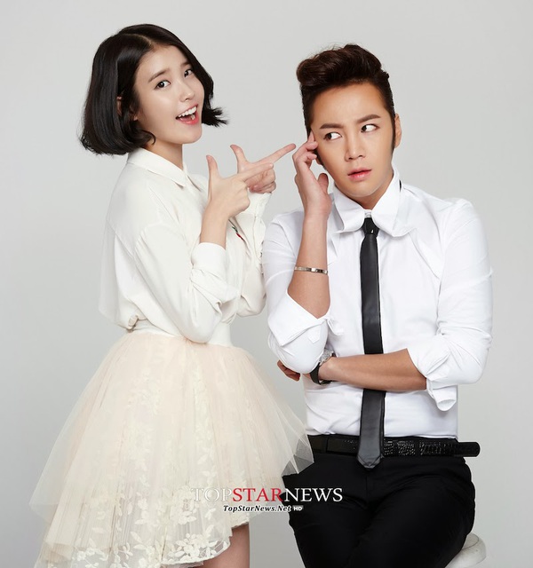 IU hớn hở sánh đôi cùng "Beautiful Man" Jang Geun Suk 2