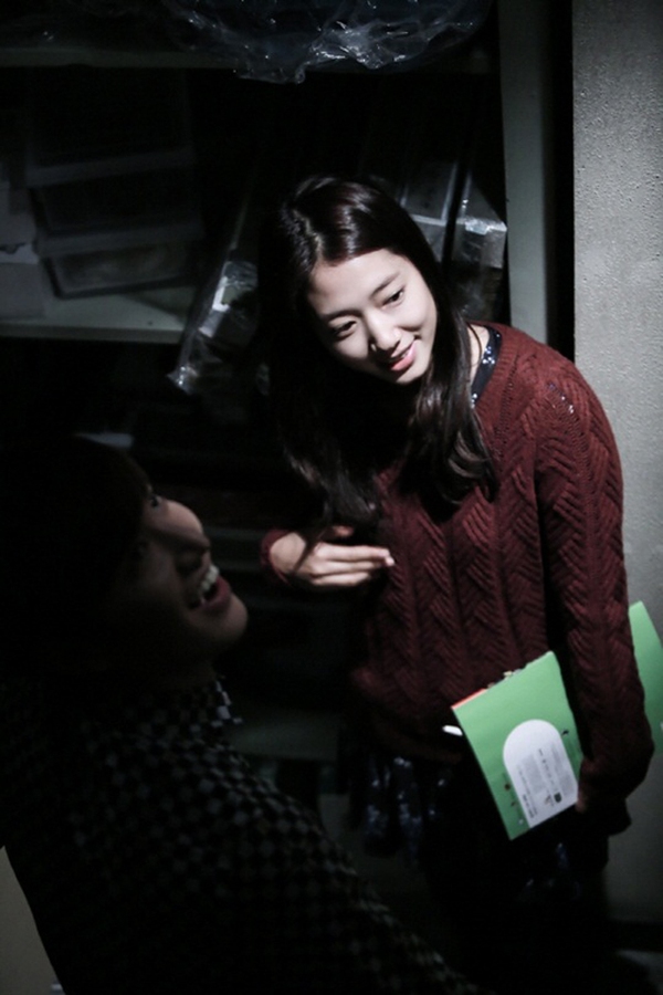Park Shin Hye nhắm tịt mắt chờ nụ hôn từ Lee Min Ho 3