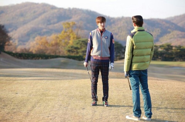 Lee Min Ho đối mặt Kim Woo Bin trên sân golf 3