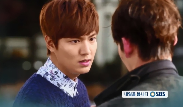 Kim Tan (Lee Min Ho) thẳng chân đạp tình địch xuống nước 5