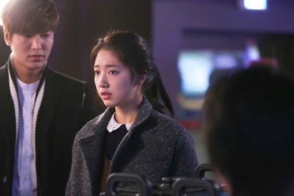 Nàng Lọ Lem không hề đơn giản của "The Heirs" 14