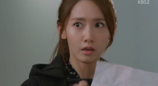 Da Jung (Yoona) bị tạt nước ướt nhẹp 5