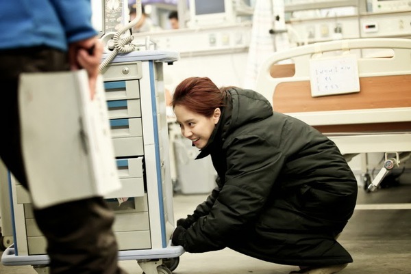 Song Ji Hyo tái ngộ Gary trong "Emergency Man and Woman"  5