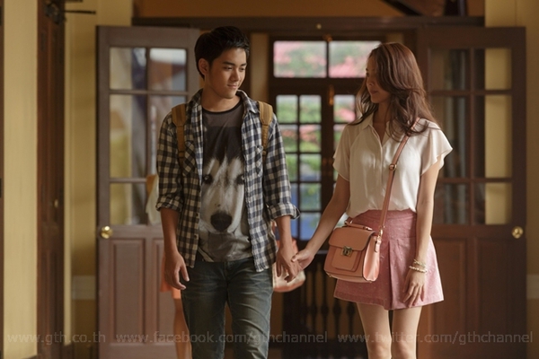 Phu - Thee ôm nhau ấm áp trong ngày tạm biệt "Tuổi Nổi Loạn 2" 7 Phu - Thee ôm nhau ấm áp trong ngày tạm biệt "Tuổi Nổi Loạn 2" 7