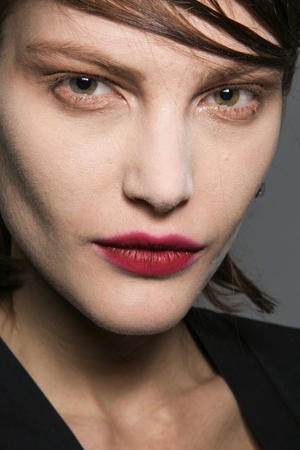 Những xu hướng make up l&yacute; tưởng từ s&agrave;n diễn Thu/Đ&ocirc;ng 2013 10