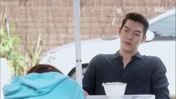 "Zoom in" phong c&aacute;ch của "những người thừa kế đ&igrave;nh đ&aacute;m" trong The Heirs 38