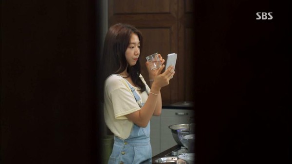 "Zoom in" phong c&aacute;ch của "những người thừa kế đ&igrave;nh đ&aacute;m" trong The Heirs 26