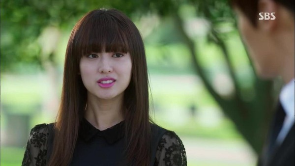 "Zoom in" phong c&aacute;ch của "những người thừa kế đ&igrave;nh đ&aacute;m" trong The Heirs 54