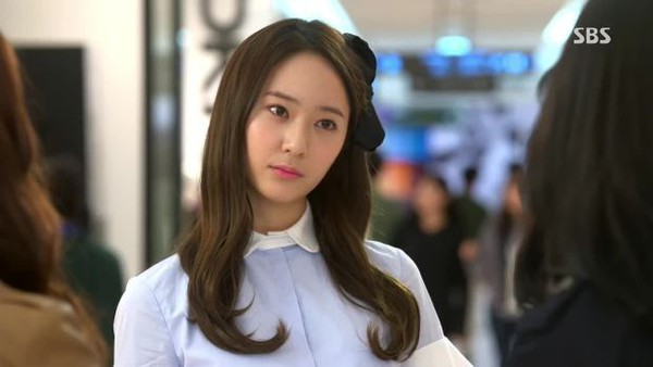 "Zoom in" phong c&aacute;ch của "những người thừa kế đ&igrave;nh đ&aacute;m" trong The Heirs 50