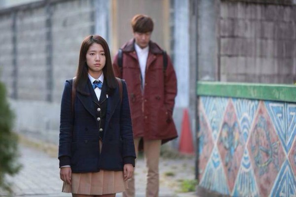 "Đọc hiệu soi giá" BST áo khoác hoành tráng trong The Heirs 36