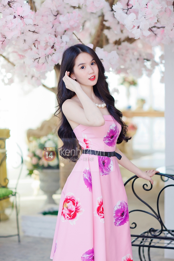 Ngắm Ngọc Trinh xinh đẹp rạng rỡ với trang phục đón Xuân 9