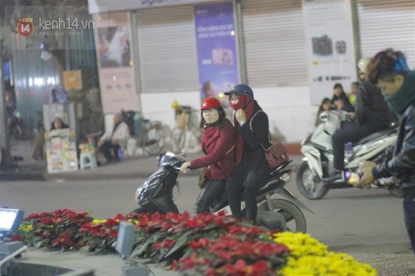 Valentine - dịp l&yacute; tưởng để c&aacute;c F.A tụ tập 11