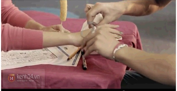 C&aacute;c clip l&agrave;m rung động tr&aacute;i tim m&ugrave;a Valentine 6