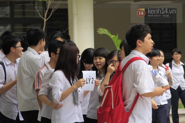 Amser xếp chữ chia tay khối 12 1