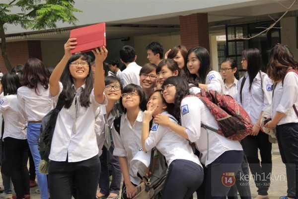 Amser xếp chữ chia tay khối 12 3