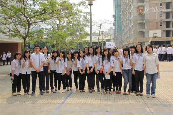 Amser xếp chữ chia tay khối 12 5