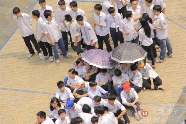 Amser xếp chữ chia tay khối 12 14