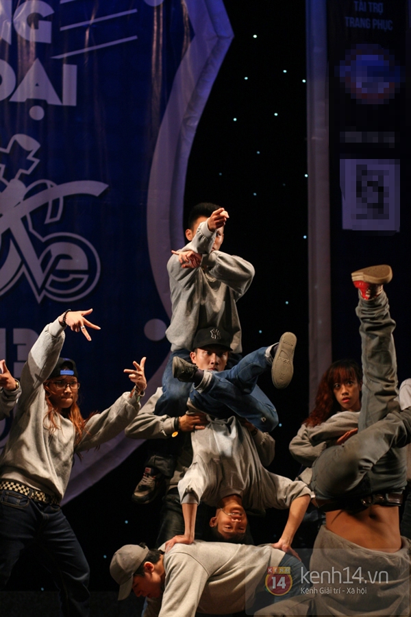 An Japan xinh xắn đi xem nhảy hiphop “Move it” 14