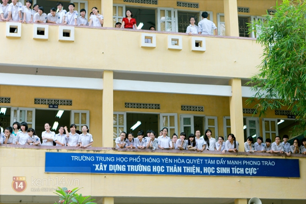 Màn flashmob mang tên “18 năng động” cực thú vị của teen Yên Hòa 6