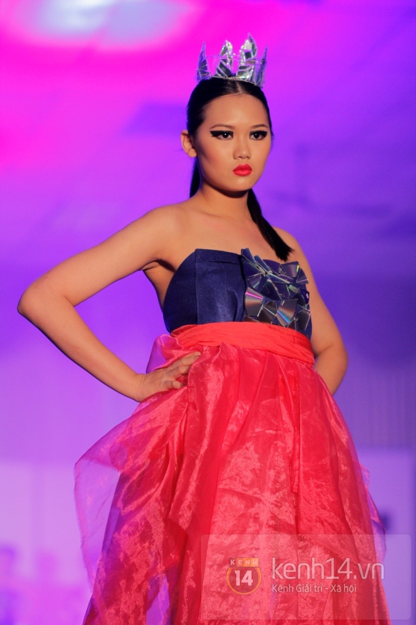 Fashion show "Góc cạnh" cực ấn tượng của các Amser 3