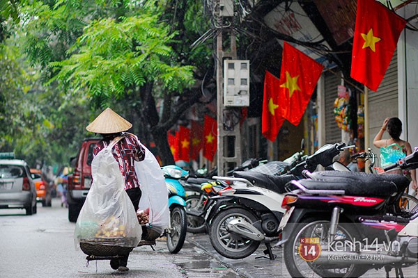 Chùm ảnh: Hà Nội thanh bình trong buổi sáng Tết Độc lập 16